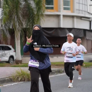 Runner Photo 7995106