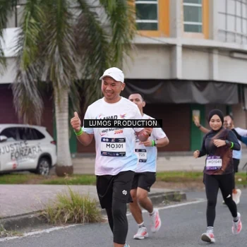 Runner Photo 7995115