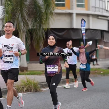 Runner Photo 7995121