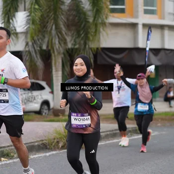Runner Photo 7995125