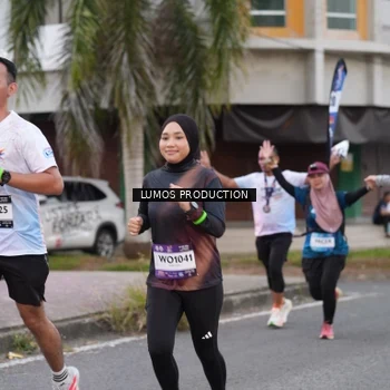 Runner Photo 7995132