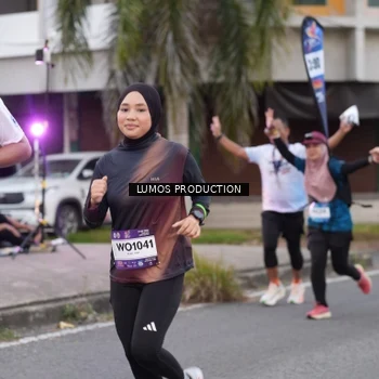 Runner Photo 7995137