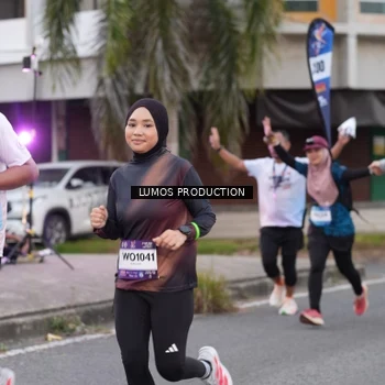 Runner Photo 7995138