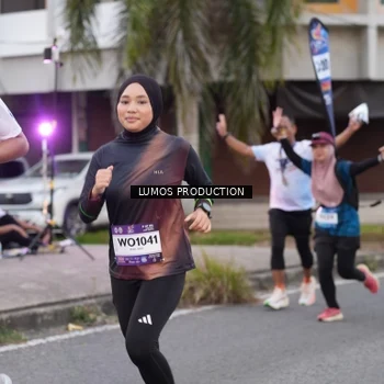 Runner Photo 7995140