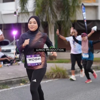 Runner Photo 7995145