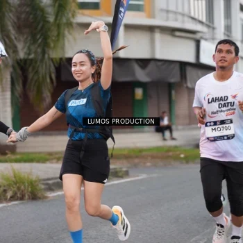 Runner Photo 7995149