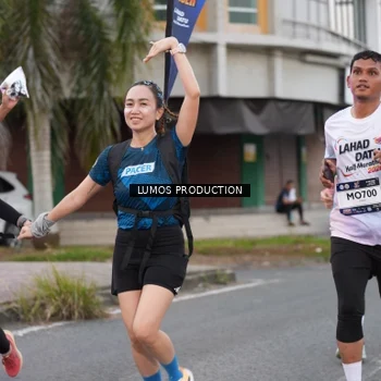 Runner Photo 7995158