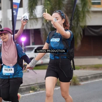 Runner Photo 7995165