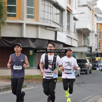 Runner Photo 7995192