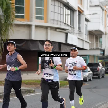 Runner Photo 7995201
