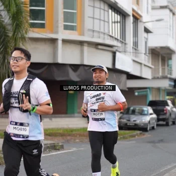 Runner Photo 7995206