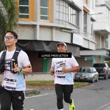 Runner Photo 7995209