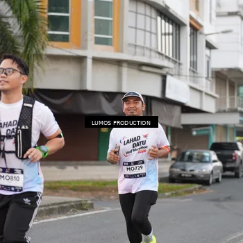 Runner Photo 7995210