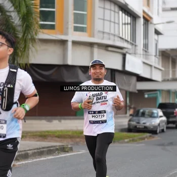 Runner Photo 7995212