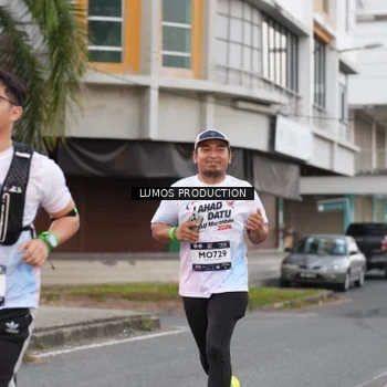 Runner Photo 7995216