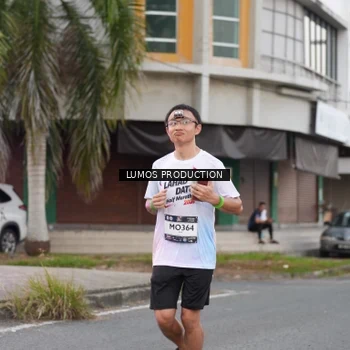 Runner Photo 7995223
