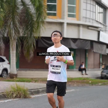 Runner Photo 7995227