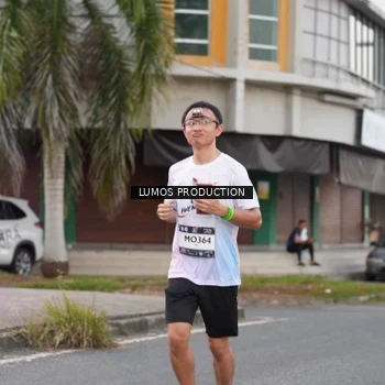 Runner Photo 7995229