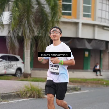 Runner Photo 7995235