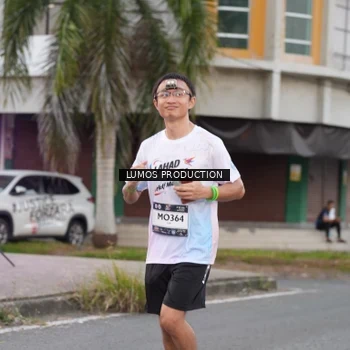 Runner Photo 7995236
