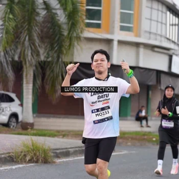 Runner Photo 7995245