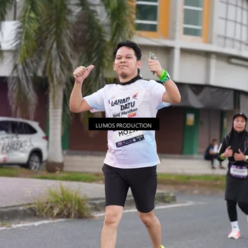 Runner Photo 7995246