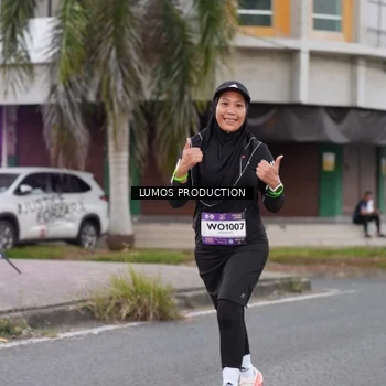 Runner Photo 7995259