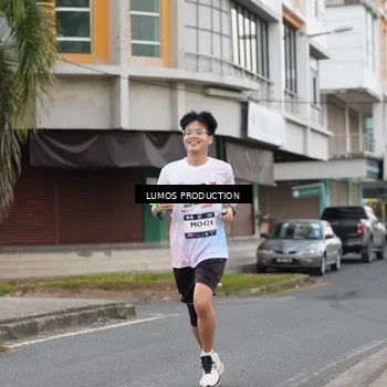 Runner Photo 7995279