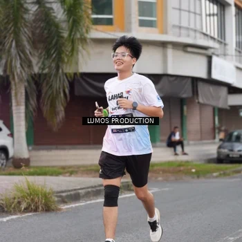 Runner Photo 7995289
