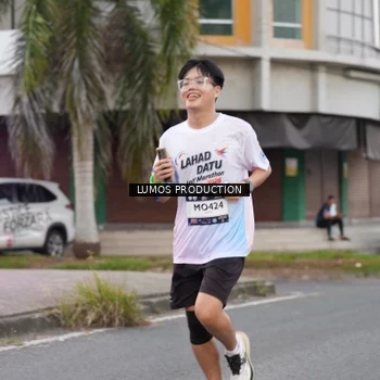 Runner Photo 7995295