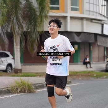 Runner Photo 7995300