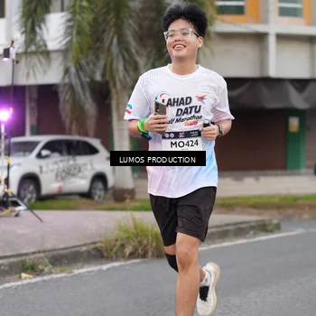 Runner Photo 7995302