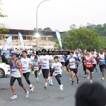 Runner Photo 7995310