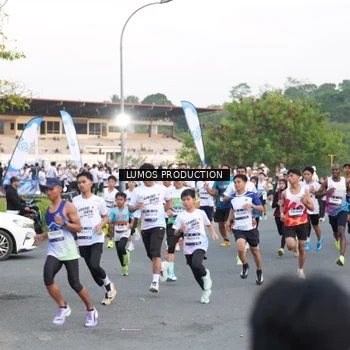 Runner Photo 7995312