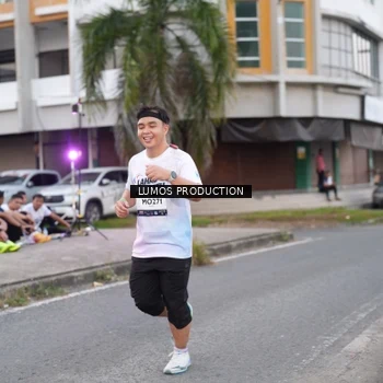 Runner Photo 7995317