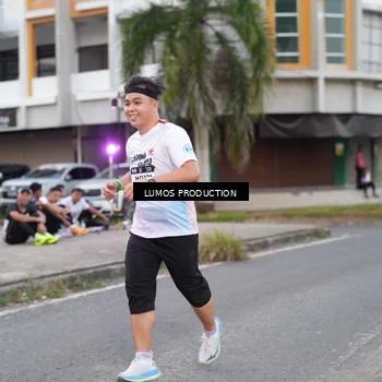 Runner Photo 7995320