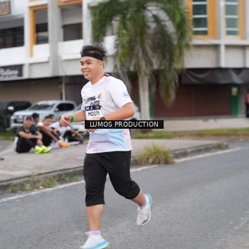 Runner Photo 7995321