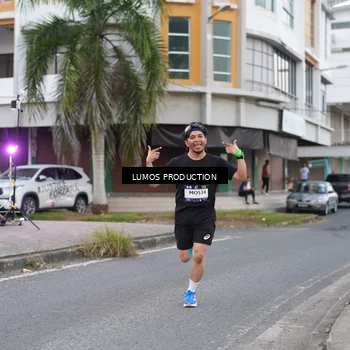 Runner Photo 7995327