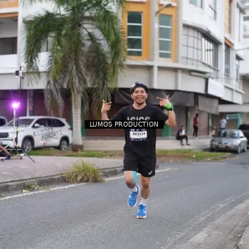 Runner Photo 7995333
