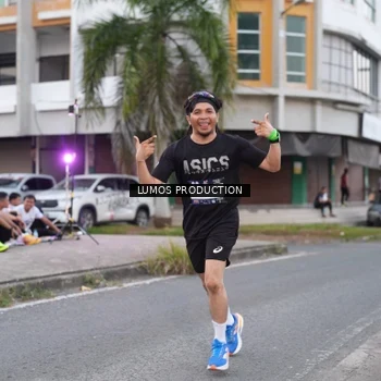 Runner Photo 7995343