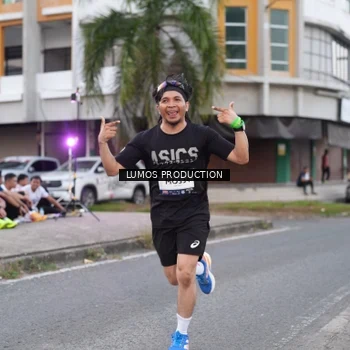 Runner Photo 7995346