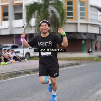 Runner Photo 7995352