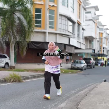 Runner Photo 7995362