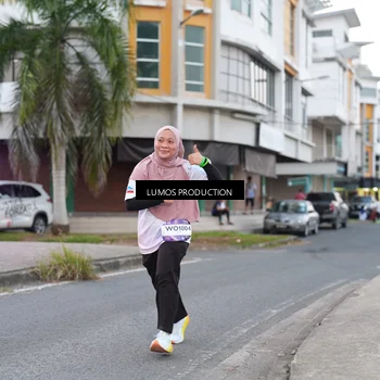 Runner Photo 7995365