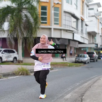 Runner Photo 7995367