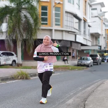 Runner Photo 7995373