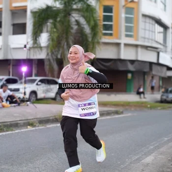 Runner Photo 7995378