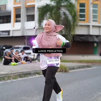 Runner Photo 7995388