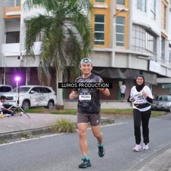 Runner Photo 7995396