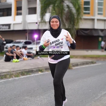 Runner Photo 7995416